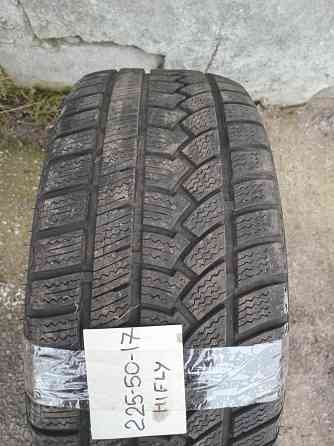 Продаю один скат 225 50 17 Донецк