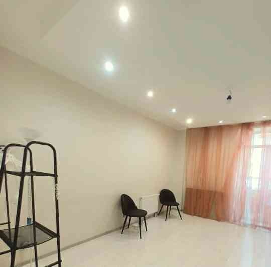 Сдается просторная двухкомнатная квартира (71 м2) евроремонтом Этаж: 9/9 Донецк