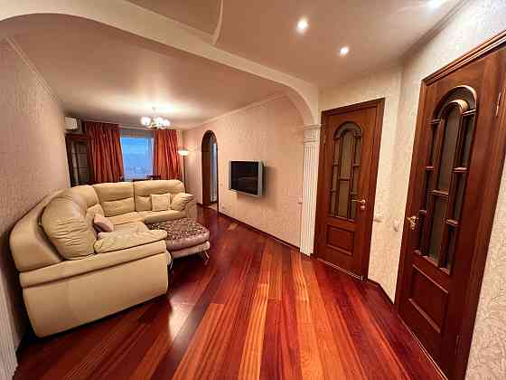 3-комнатная квартира 25 Лет ркка- Район Пирамиды. Донецк