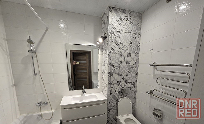 Сдаю двухкомнатную квартиру в Ворошиловском районе Донецка, по адресу: улица Челюскинцев, 142 Донецк - изображение 5