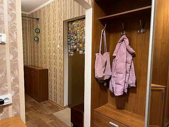 Сдаю двухкомнатную квартиру в Калининском районе Донецка, ул. Разенкова. Донецк