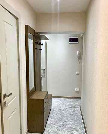 сдаётся двухкомнатная квартира в кальмиусском районе мариуполя. Мариуполь