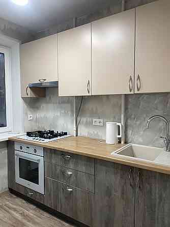 Сдаю светлую и уютную двухкомнатную квартиру в Киевском районе Донецка, по адресу: улица Артёма, 163 Донецк