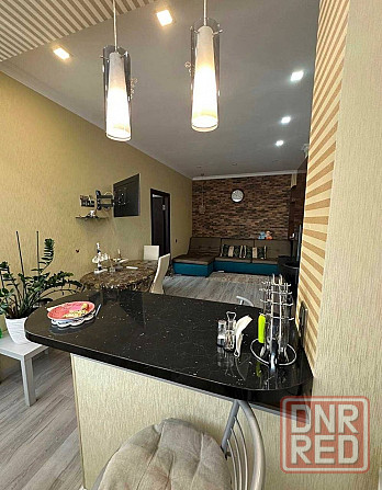 Сдаётся квартира в Ворошиловском районе Донецк - изображение 5