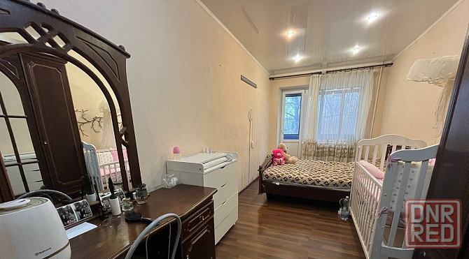 Сдается крупногабаритная трехкомнатная квартира в ленинский районе, улица Пухова. 2/10 этаж Донецк - изображение 1