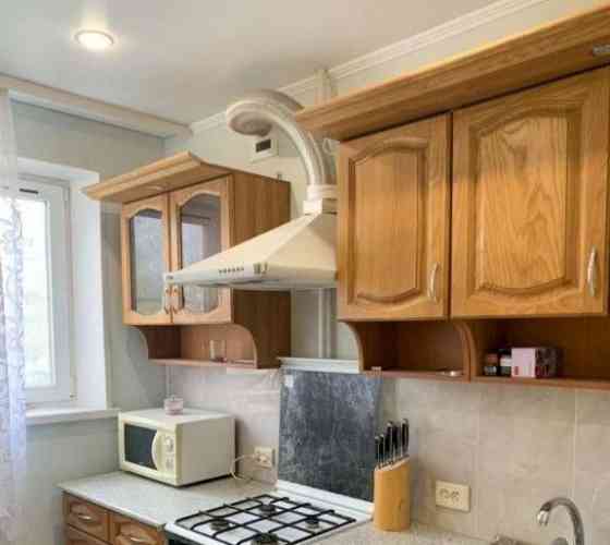 к сдаче предлагается двухкомнатная кв. , куйбышевский район ул. куйбышева. Донецк