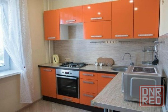 Сдается квартира на набережной, можно командировочным, военным, без детей. 50-летия ссср 112, рядом Донецк - изображение 1