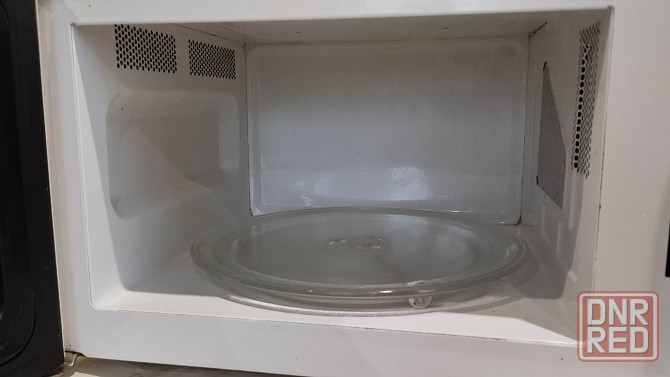 маленькая микроволновка ELENBERG в рабочем состоянии Донецк - изображение 2