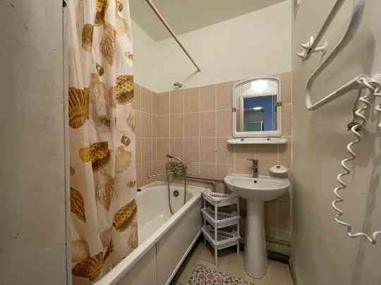 Сдается двухкомнатная квартира в Ленинском районе, м-р Боссе Донецк