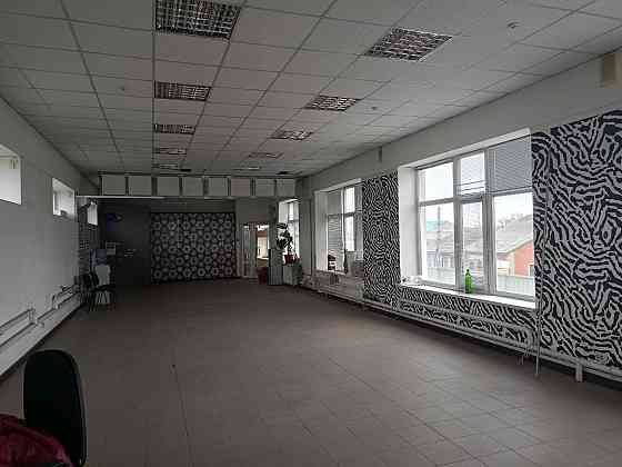 Сдаются два магазина в торговом комплексе Луганск