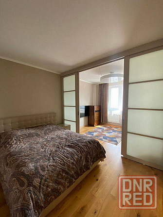 Сдам Просторную однокомнатную квартиру на Донецк Сити Донецк - изображение 1