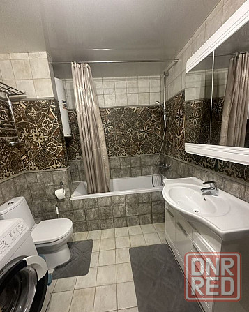 Сдам евродвушку на длительный срок с хорошим ремонтом в Пролетарском районе города Донецка Донецк - изображение 1