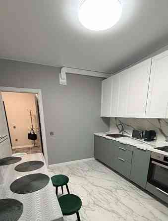 Сдается 1-комнатная квартира в Ворошиловском районе, Школьный Бульвар Донецк