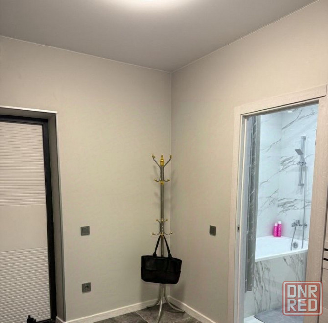 Сдается 1-комнатная квартира в Ворошиловском районе, Школьный Бульвар Донецк - изображение 2