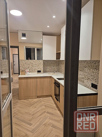 Квартира находится на Бульваре Пушкина в Ворошиловском районе Донецк - изображение 2