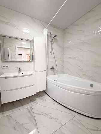 Сдаю 2 к.кВ, Ленинский район, улица Стадионная, Цирк Космос Донецк