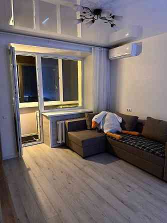 Сдаётся уютная однокомнатная квартира. Расположена в Калининском районе Донецк