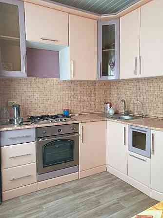 Сдаётся двухкомнатная квартира в Будённовском районе на Донском. Донецк