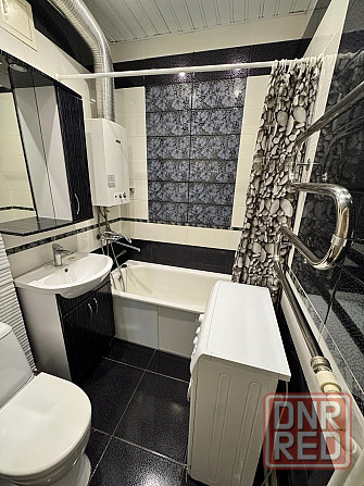 Двухкомнатная квартира, Киевский район, ориентир - ск "Локомотив" Донецк - изображение 1