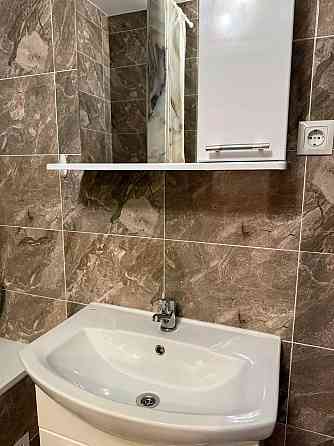 Сдаётся просторная трёхкомнатная квартира в центре города, в Ворошиловском районе Донецк