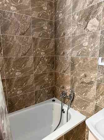 Сдаётся просторная трёхкомнатная квартира в центре города, в Ворошиловском районе Донецк