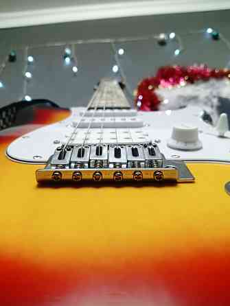 Электро гитара Макеевка