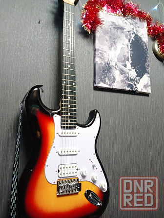 Электро гитара Макеевка - изображение 2