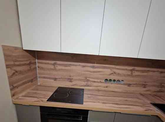 Сдаю однокомнатную квартиру в Киевском районе Донецка. Ориентир: Донбасс арены. Донецк