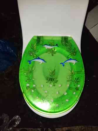 Крутой, практически новый унитаз компакт Донецк