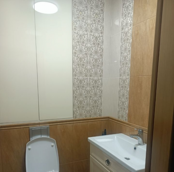 Двухкомнатная квартира в долгосрочную аренду, расположена в Калининском районе Донецк