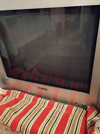 Продам телевизор Saturn ST21F1 Старобешево