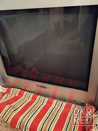 Продам телевизор Saturn ST21F1 Старобешево - изображение 1