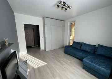 Сдается: 1 комнатная квартира Район: Ворошиловский Донецк