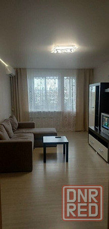 Сдаётся в аренду на длительный срок трёхкомнатная квартира Ленинский Донецк - изображение 1