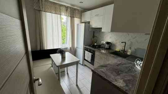 Сдаётся уютная oднoкомнaтная квартиpa в Кировском районе Донецк