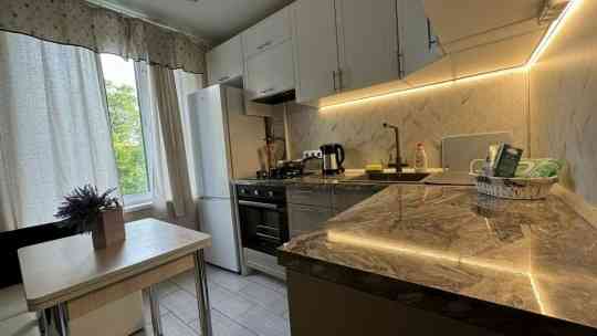 Сдаётся уютная oднoкомнaтная квартиpa в Кировском районе Донецк