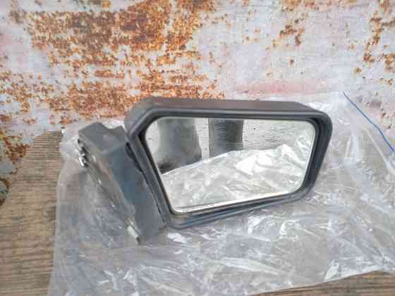 Продаю правое зеркало универсальное Донецк