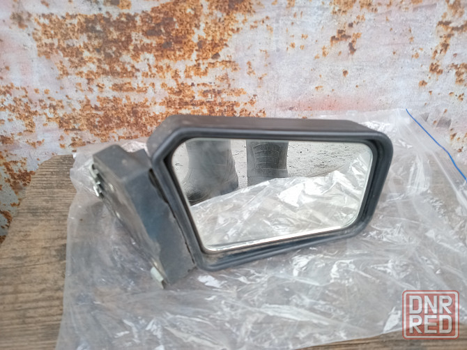 Продаю правое зеркало универсальное Донецк - изображение 1