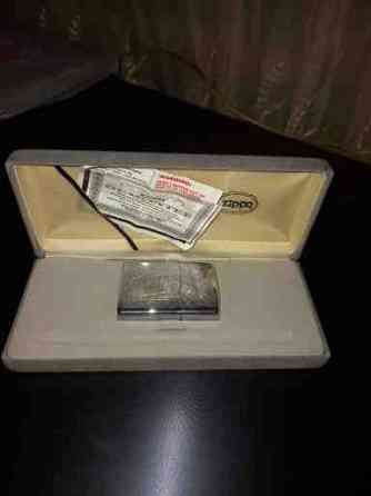 Зажигалка зиппо оригинал,в бархатной коробочке Донецк
