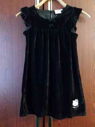 Продам платье для девочки бархатное на 7-8 лет Донецк