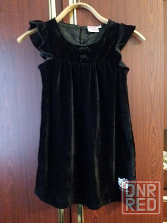 Продам платье для девочки бархатное на 7-8 лет Донецк - изображение 1