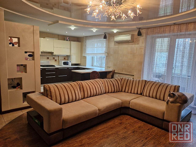 Продажа крупногабаритной трехкомнатной квартира в Ворошиловском районе, пр.25-летия ркка Донецк - изображение 2