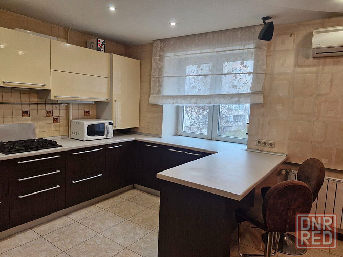 Продажа крупногабаритной трехкомнатной квартира в Ворошиловском районе, пр.25-летия ркка Донецк - изображение 3