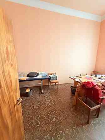 Аренда офисов в г.Макеевка, Червоногвардейский район, ориентир кафе Сказка ! Макеевка