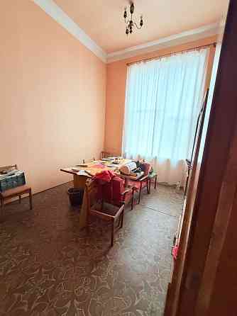 Аренда офисов в г.Макеевка, Червоногвардейский район, ориентир кафе Сказка ! Макеевка