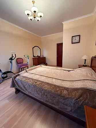 Предлагается в аренду трехкомнатная квартира в Ворошиловском районе, ул.Розы Люксембург Донецк