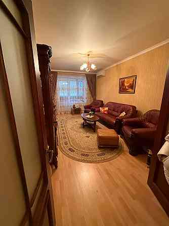 Предлагается в аренду трехкомнатная квартира в Ворошиловском районе, ул.Розы Люксембург Донецк