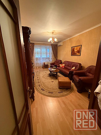 Предлагается в аренду трехкомнатная квартира в Ворошиловском районе, ул.Розы Люксембург Донецк - изображение 1