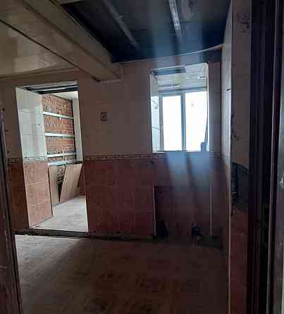 4 комнатная квартира Лавицкого 19 Мариуполь