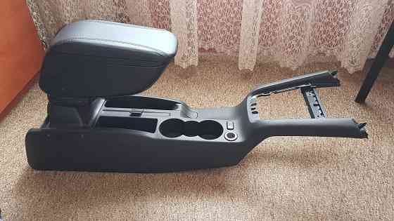 Центральная консоль Octavia a5 Донецк